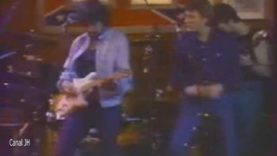 15. Johnny Hallyday et Tony Joe White-Polk salad Annie-Nashville 1984 vignette