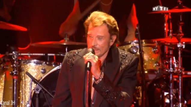 572-johnny-hallyday-reclamations-theatre-de-paris-2013-mp4 vignette