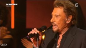 581-johnny-hallyday-mon-coeur-qui-bat-2015-mp4 vignette