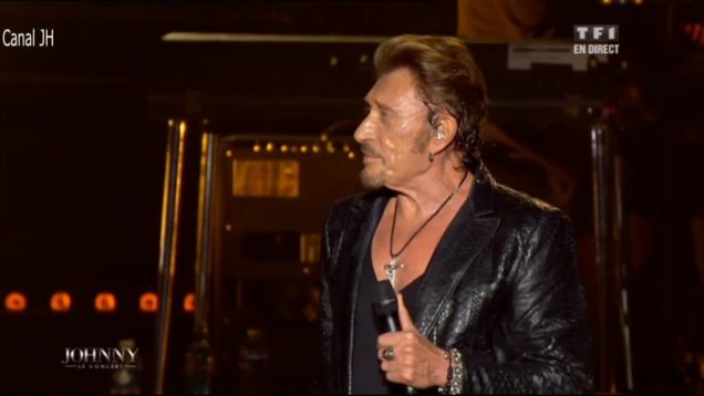 584-johnny-hallyday-quelque-chose-de-tennessee-bercy-2013-mp4 vignette