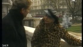 652-johnny-hallyday-sa-cousine-desta-parle-de-son-enfance-1993-base-mono-mp4 vignette