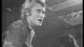 735-johnny-hallyday-whole-lotta-shakin-goinon-1974-mp4 vignette