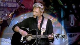 787-johnny-hallyday-cours-plus-vite-charlie-palais-des-sports-2006-mp4 vignette