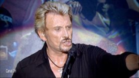 1068-johnny-hallyday-le-penitencier-palais-des-sports-2006-daily-blacklist-mp4 vignette