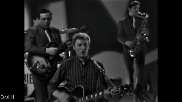 1075-johnny-hallyday-quand-je-lai-vue-devant-moi-daily-blacklist-mp4 vignette