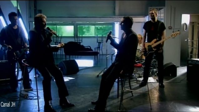 317-lenvie-julien-clerc-johnny-hallyday-2008-mp4 vignette