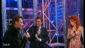 832-johnny-hallyday-avec-mylene-farmer-1999-base-mono-mp4 vignette