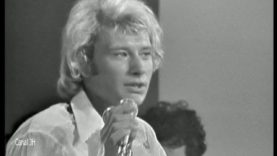 934-johnny-hallyday-aussi-dur-que-du-bois-1967-mp4 vignette