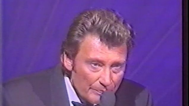 974-johnny-hallyday-remise-victoires-de-la-musique-1991-mp4 vignette