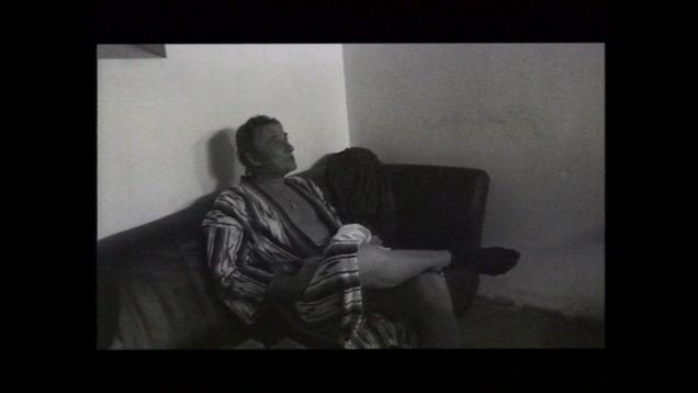 1024-johnny-hallyday-epuise-apres-le-concert-du-paradiso-amsterdam-novembre-1994-2-mp4 vignette