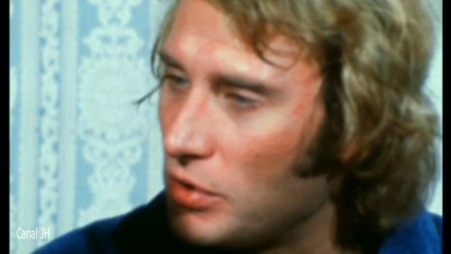 1082-johnny-hallyday-a-bout-portant-1971-partie-1-mp4 vignette