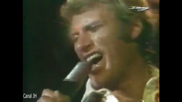 1099-johnny-hallyday-je-taime-je-taime-je-taime-1974-mp4 vignette