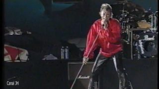 516-johnny-hallyday-medley-parc-des-princes-1993-mp4 vignette
