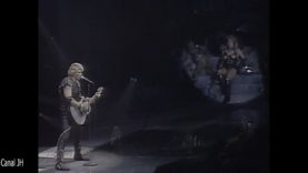 545a-johnny-hallyday-il-nous-faudra-parler-damour-un-jour-palais-des-sports-82-mp4 vignette